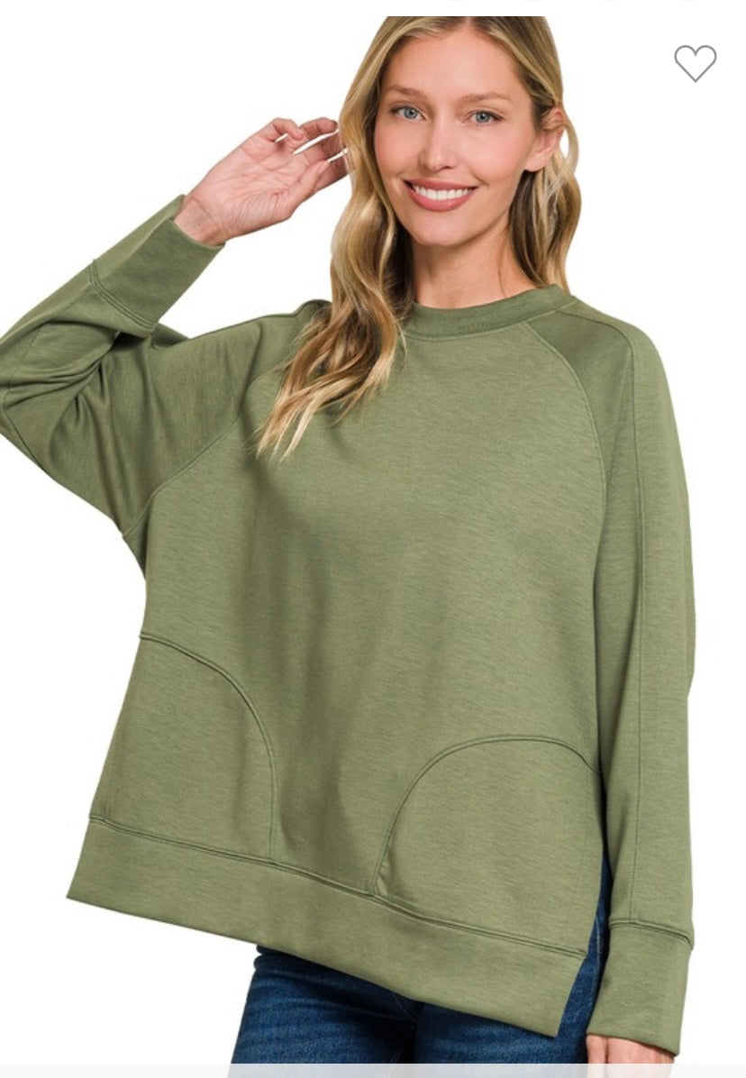 Round Neck pullover with side slits in light olive