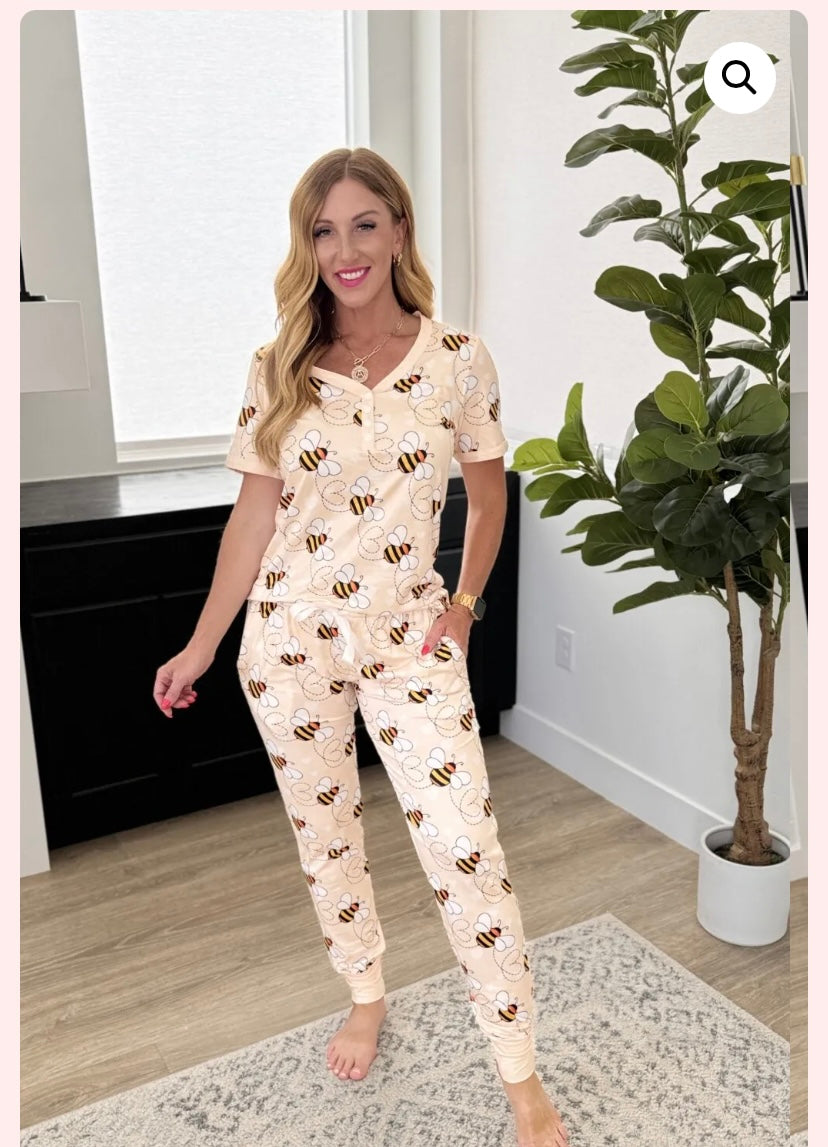 Shirley and Stone Bee Pajamas