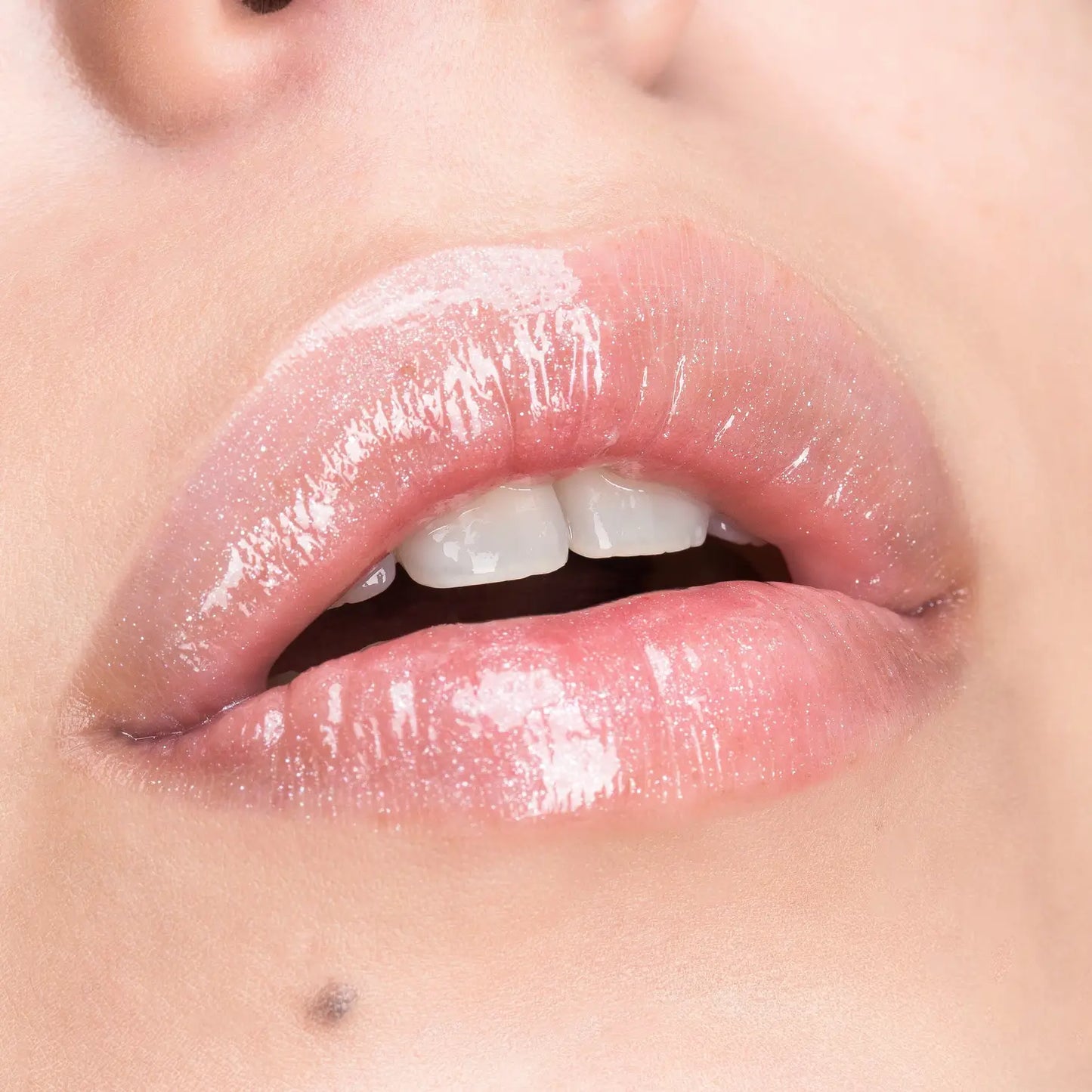 Gloss Affair Lip Gloss (002, Pearly)