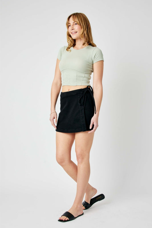 HIGH WAIST BLACK DENIM SS TIE SKORT