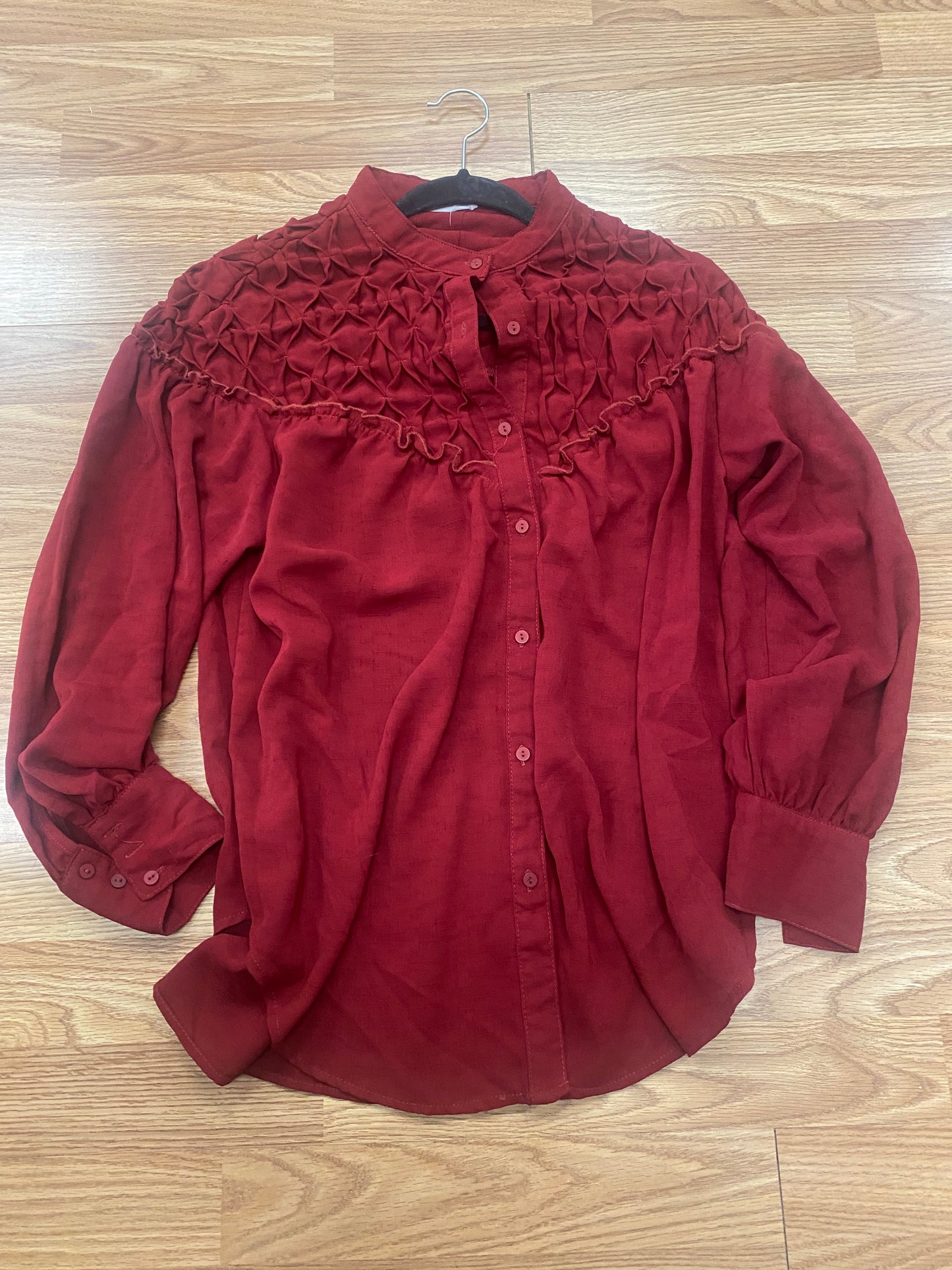 gently used Red Diamond Tuck Blouse