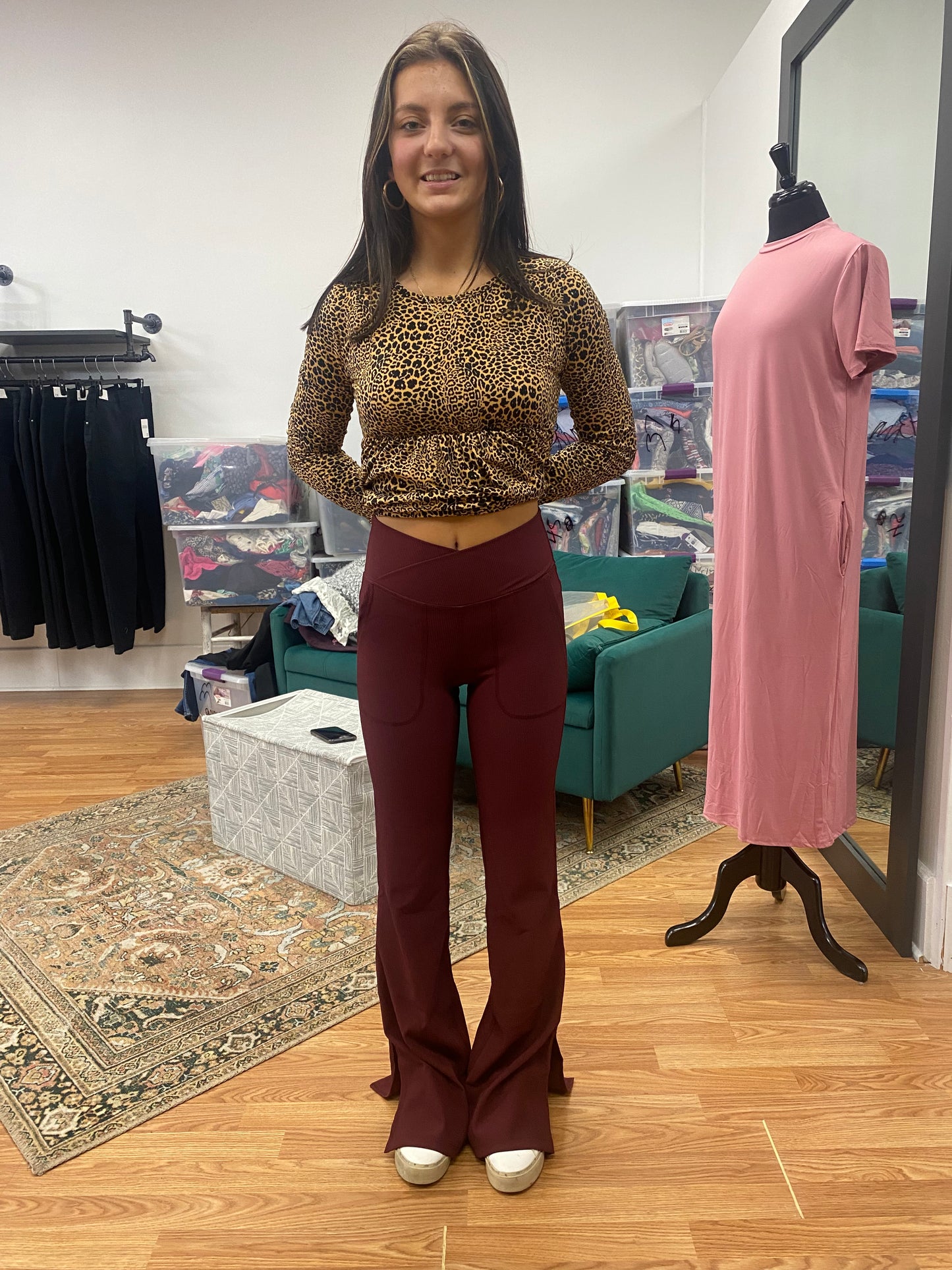NYLON RIB V WAIST CORSSOVER FLARED LEGGINGS